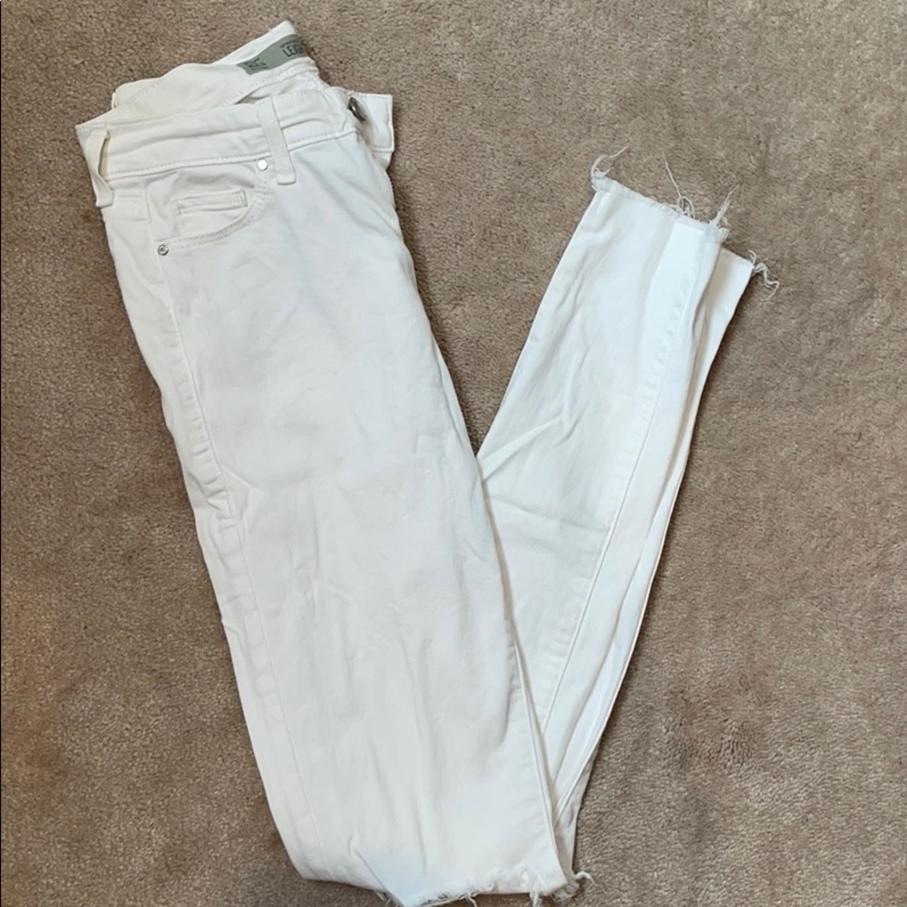 Top shop- cute*** white jeans